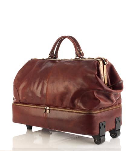 Hand luggage with wheels